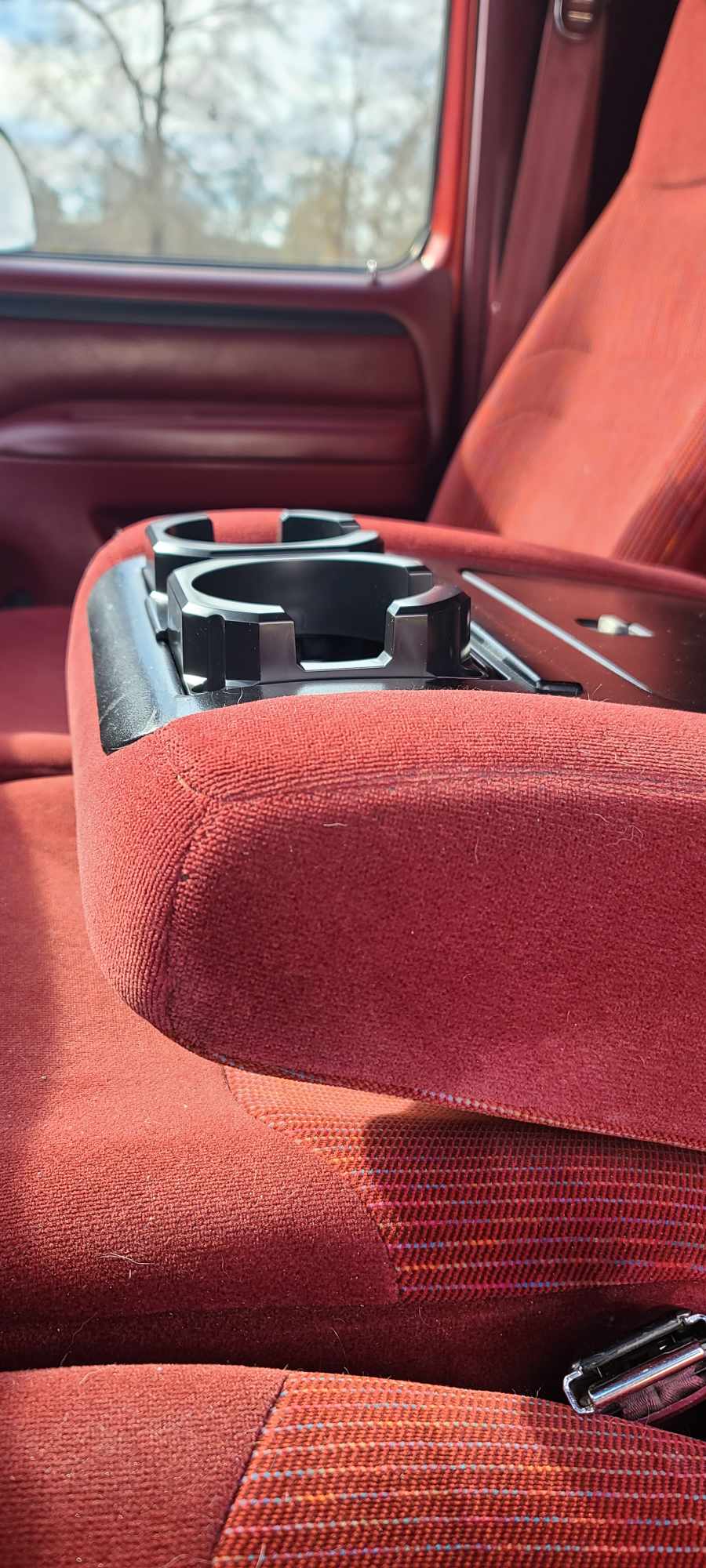 Complete Performance Custom Cup Holder - 1992-1997 Ford F-Series & Bronco