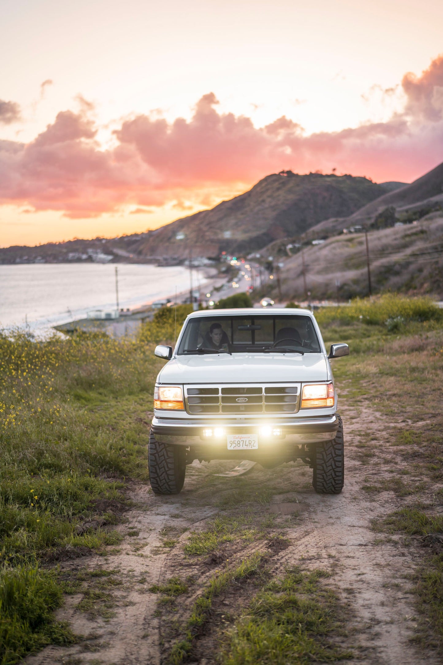 Complete Performance OBS Bumper Fog Light Brackets - 1992-1997 Ford F-Series & Bronco