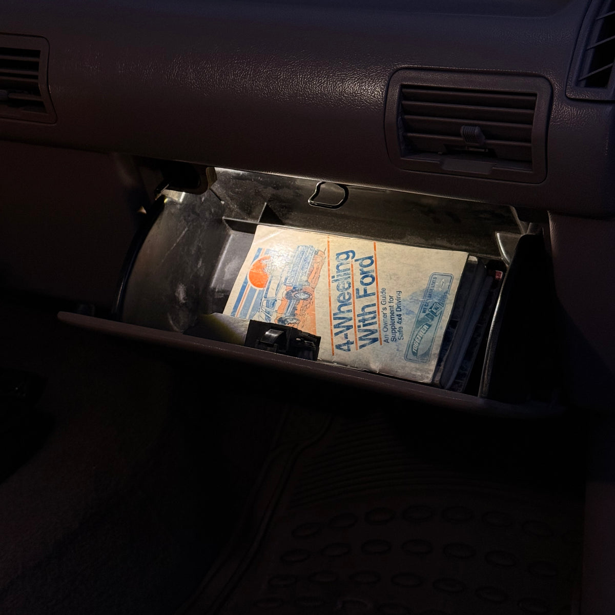 '91 - '94 Ford Explorer Interior/Exterior LED Bulb Retrofit Kit